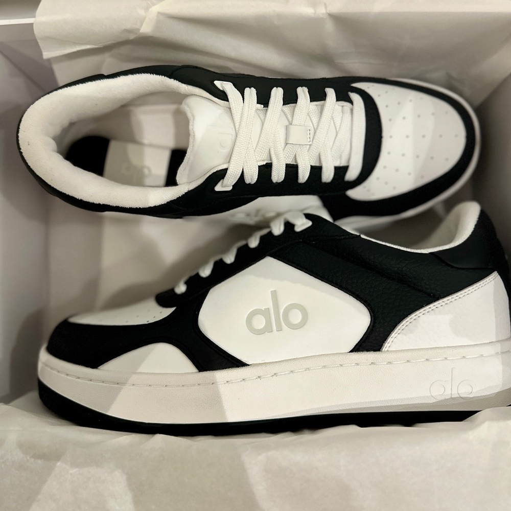 Alo Recovery Mode Sneaker